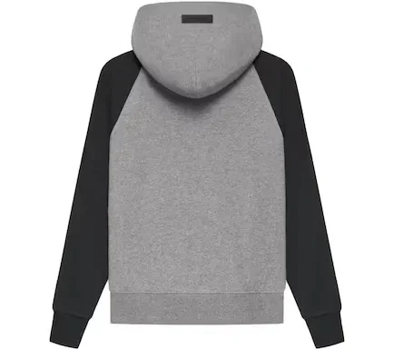 Keep your mini-me comfy - and stylish - with this grey hoody from Fear of God ESSENTIALS. Made from a cosy cotton-blend, it’s styled in grey with contrasting raglan sleeves for a retro look - then finished off with the brand’s signature logo at the chest.