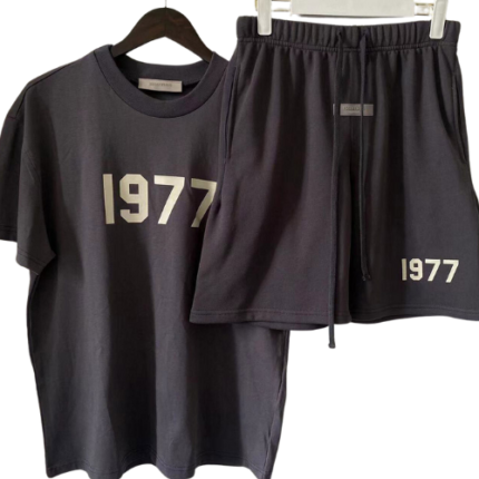 T-Shirt+Shorts ESSENTIALS 1977